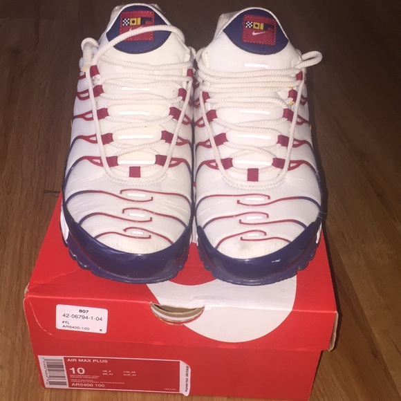 Air Max Plus - Picture 3 of 3